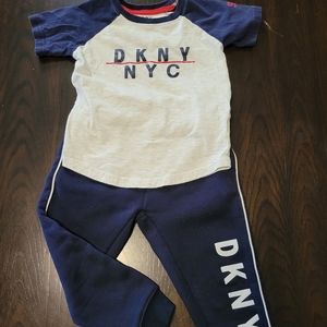 Matching sweats and shirt